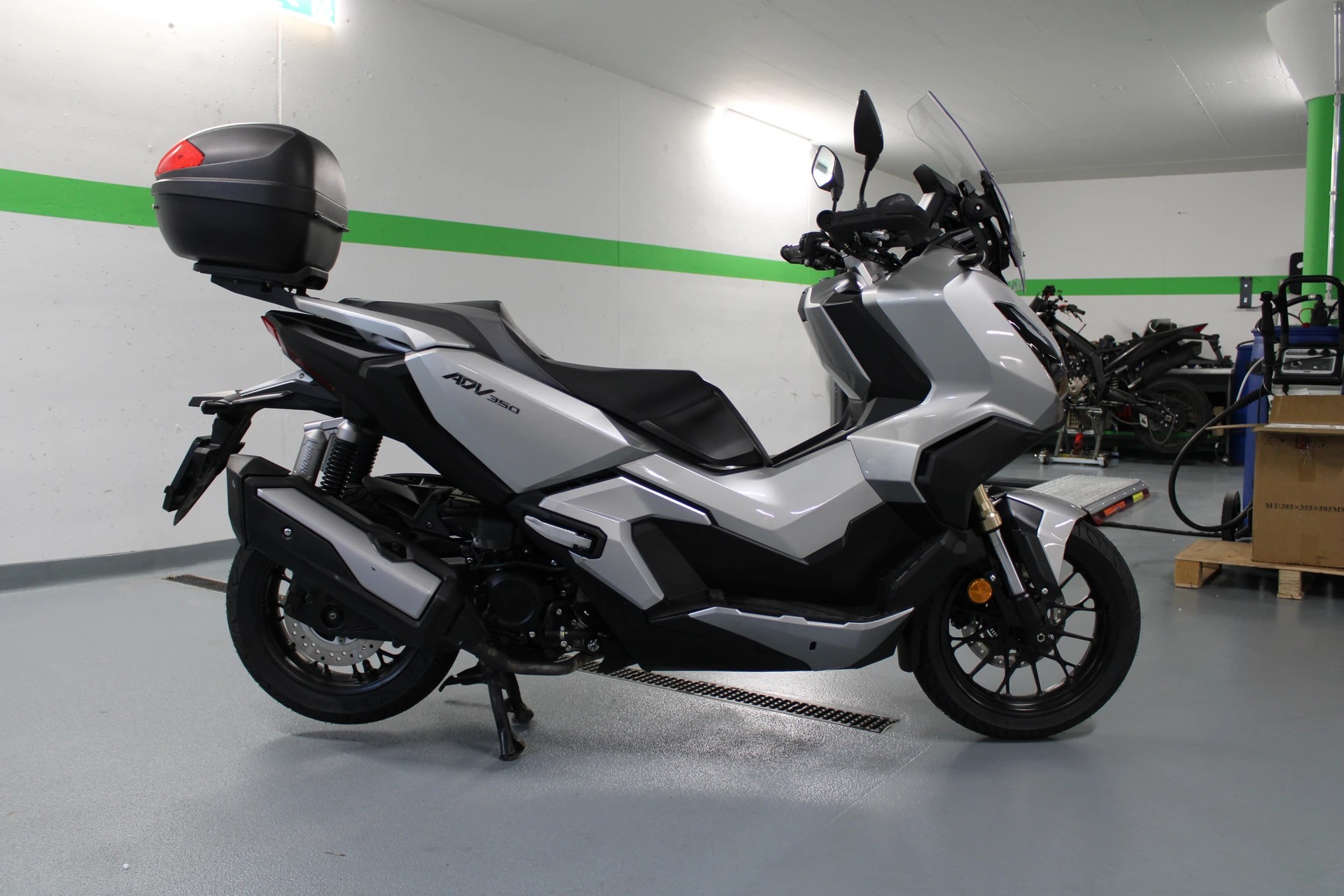 HONDA ADV 350-image-4