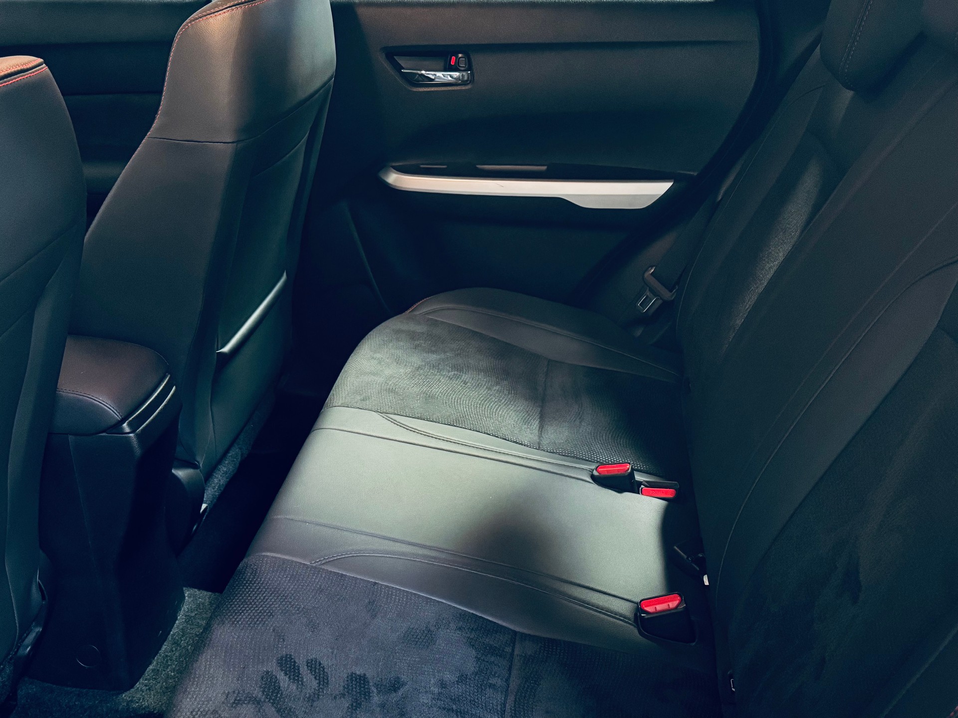 SUZUKI Vitara 1.4 Boosterjet Compact Top Automatic-image-13