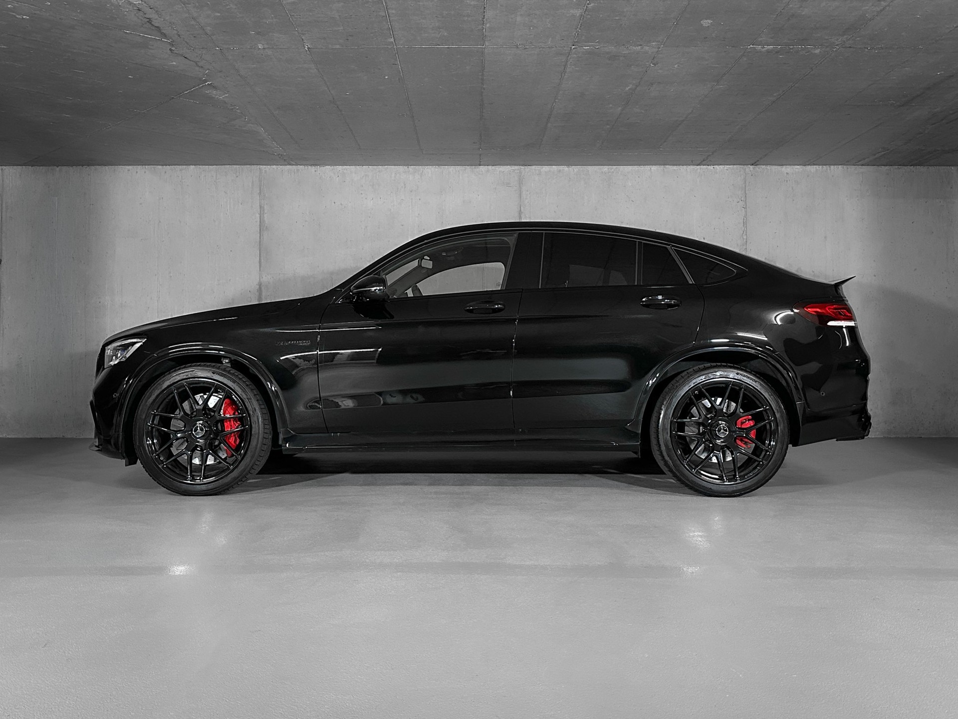 MERCEDES-BENZ GLC Coupé 63 S AMG 4Matic 9G-Tronic-showroom-element-1