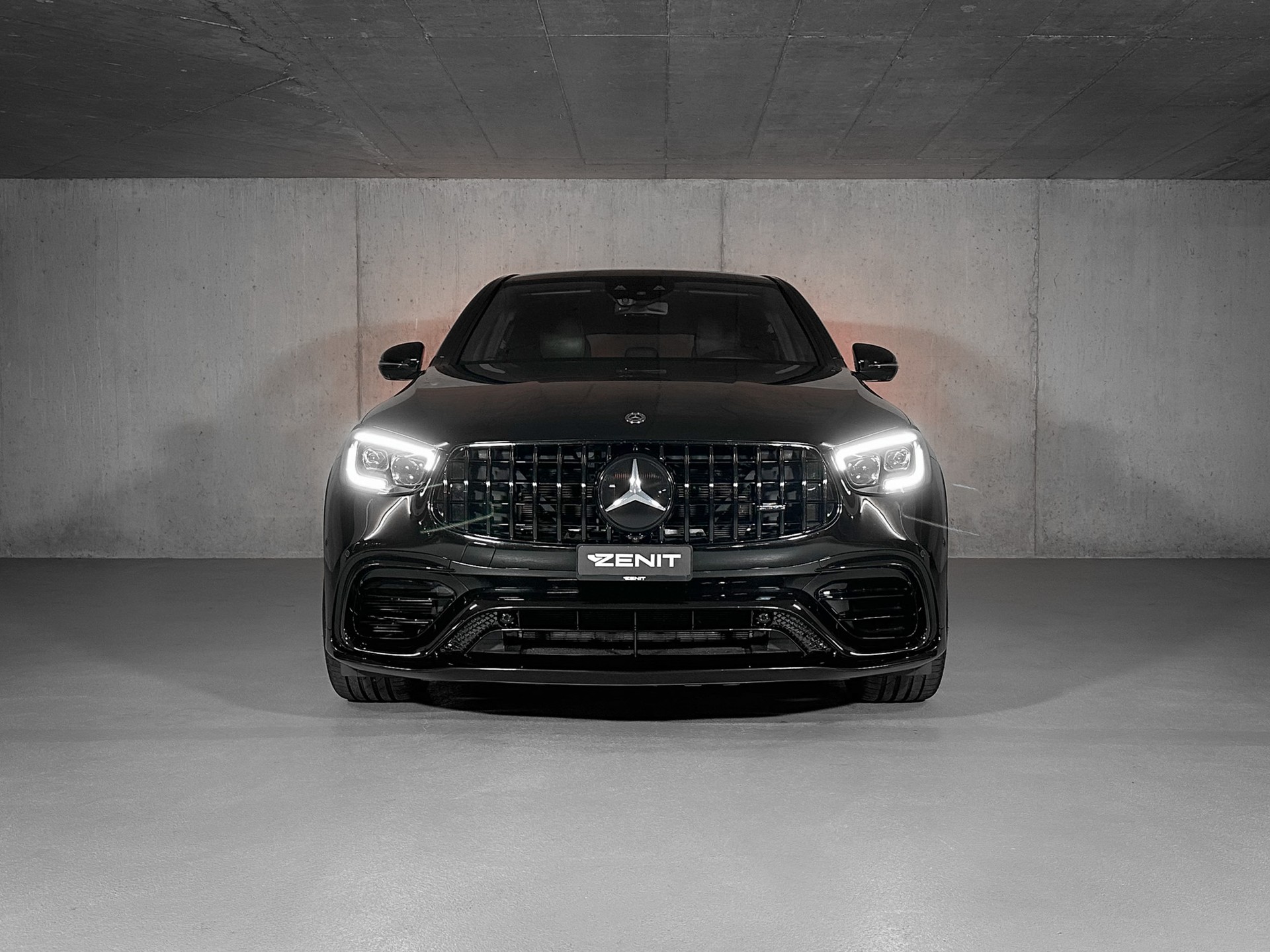 MERCEDES-BENZ GLC Coupé 63 S AMG 4Matic 9G-Tronic-showroom-element-3