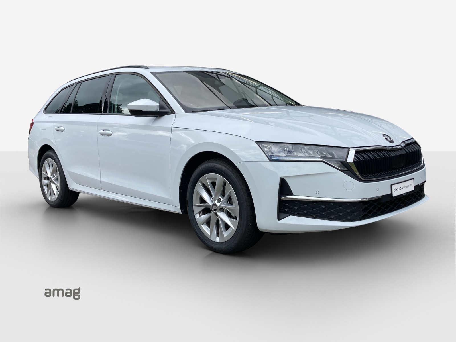 SKODA Octavia Combi 1.5 TSI mHEV DSG Dynamic-image-5