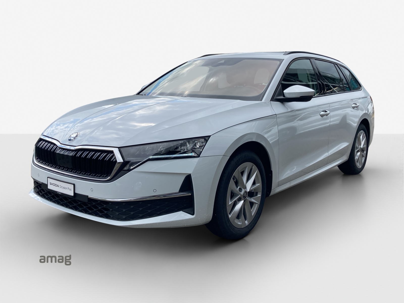 SKODA Octavia Combi 1.5 TSI mHEV DSG Dynamic