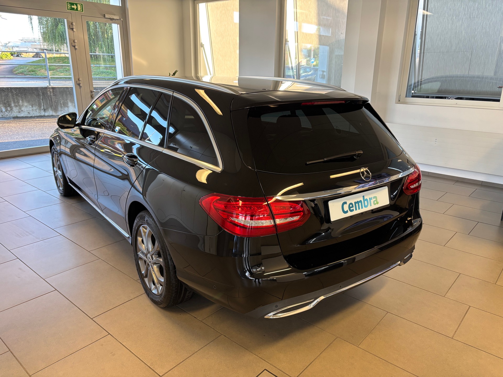 MERCEDES-BENZ C 250 d Swiss Star Avantgarde 4Matic 9G-Tronic-showroom-element-3