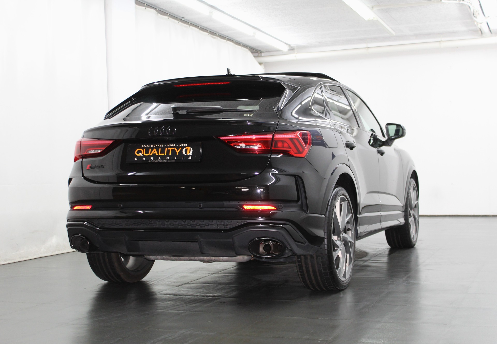 AUDI RS Q3 Sportback quattro S tronic RS-Designpaket rot / CH-Fahrzeug-image-6