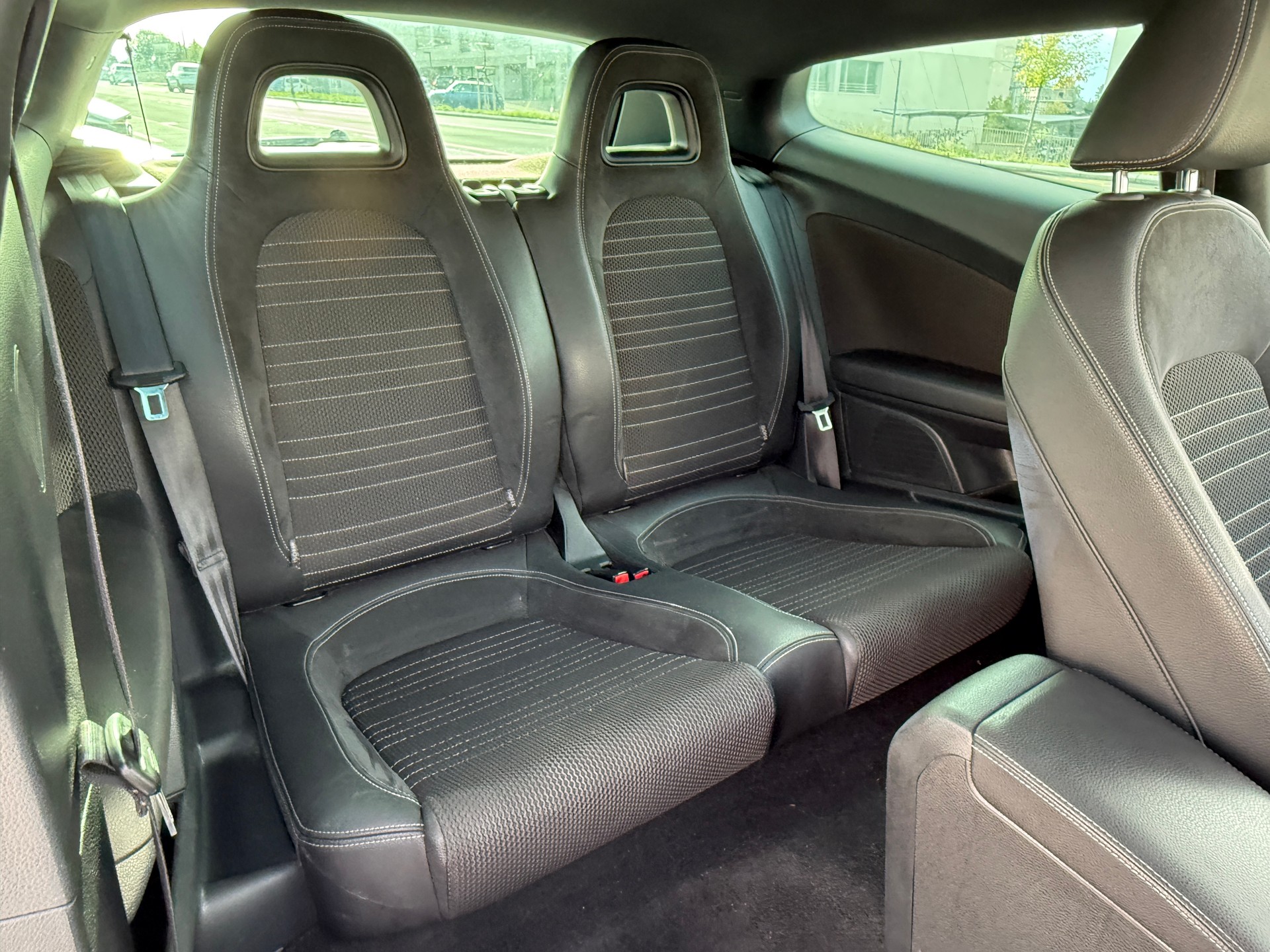 VW Scirocco 1.4 TSI Team - Navigation - Toit Panoramique - Tampomat - PDC Capteur Park -Expertisé : 10.09.2025-image-25