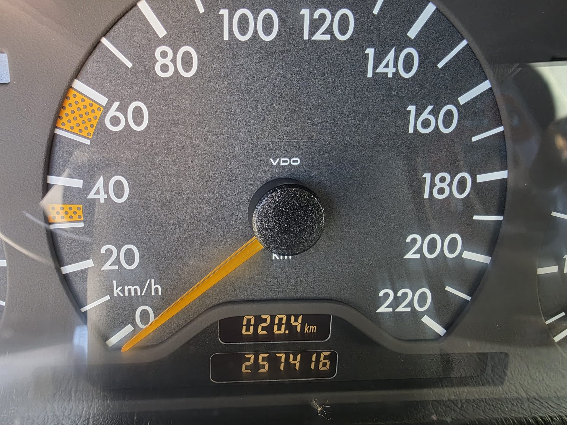 MERCEDES-BENZ C 220 CDI Classic-image-11