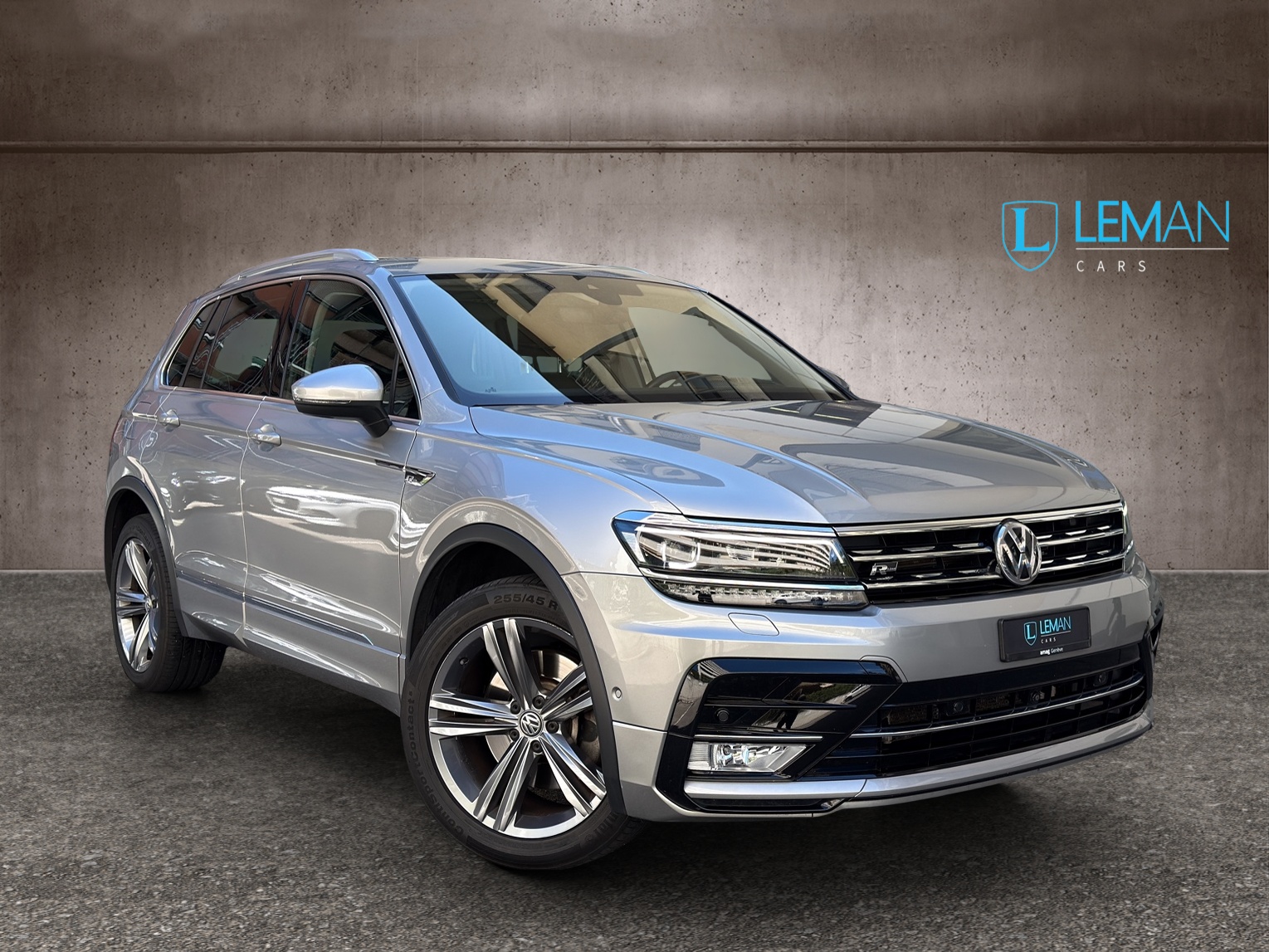 VW Tiguan 2.0TSI Highline 4Motion DSG-image-3