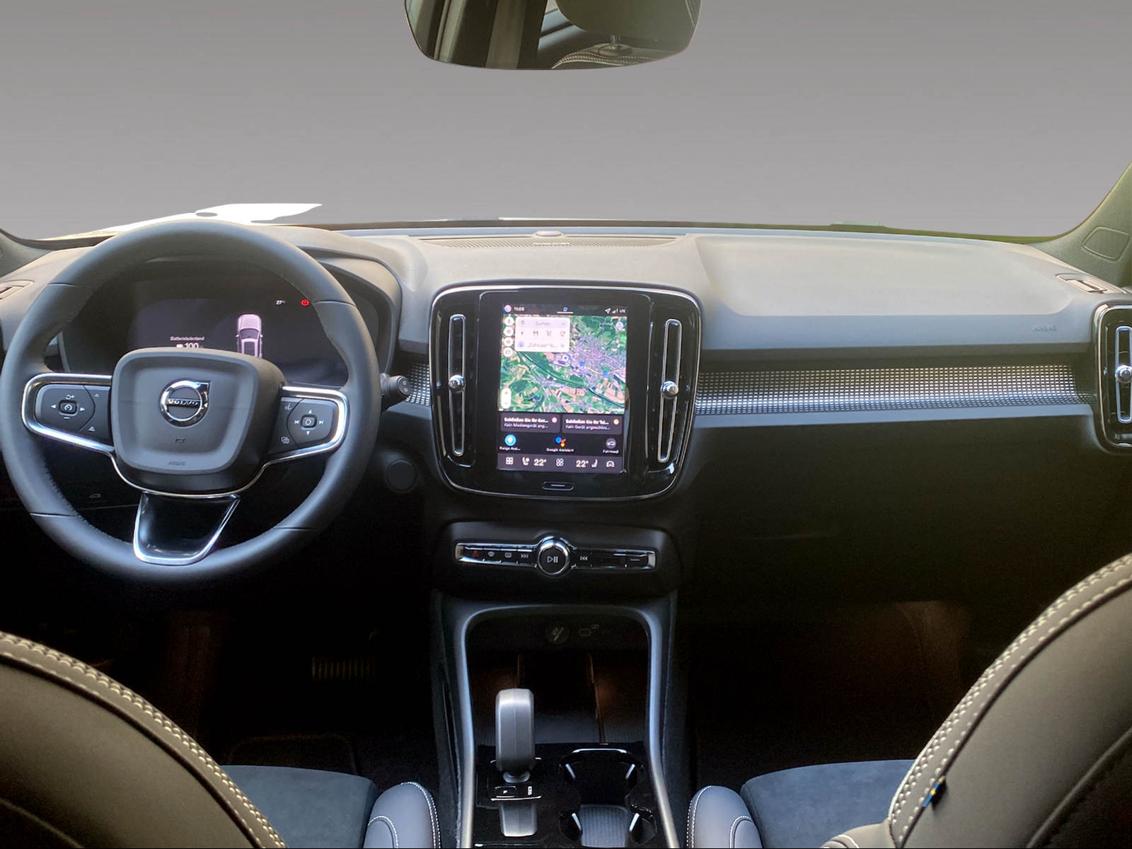 VOLVO EX40 Twin Black Edition AWD-image-10