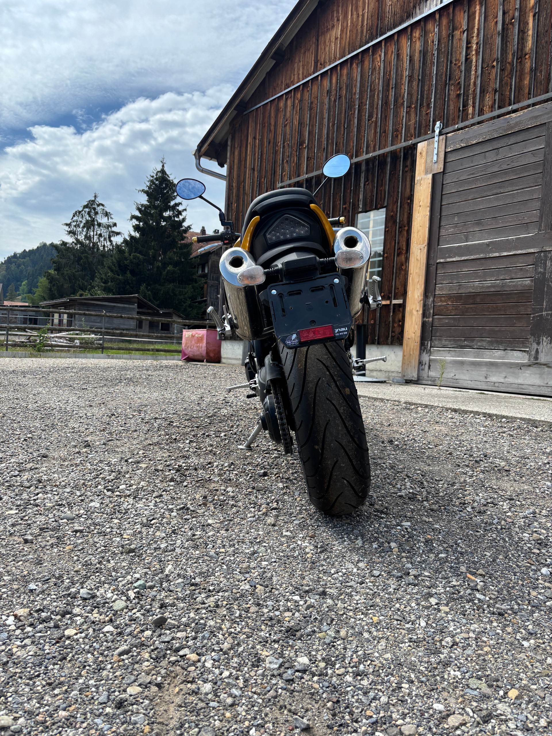 TRIUMPH Speed Triple 1050-image-4
