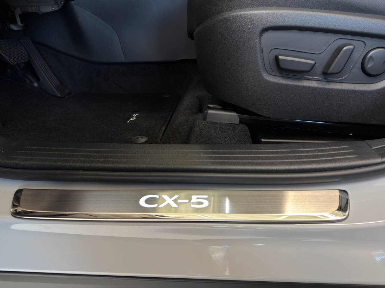 MAZDA CX-5 2.5 Homura AWD Sunroof-image-20