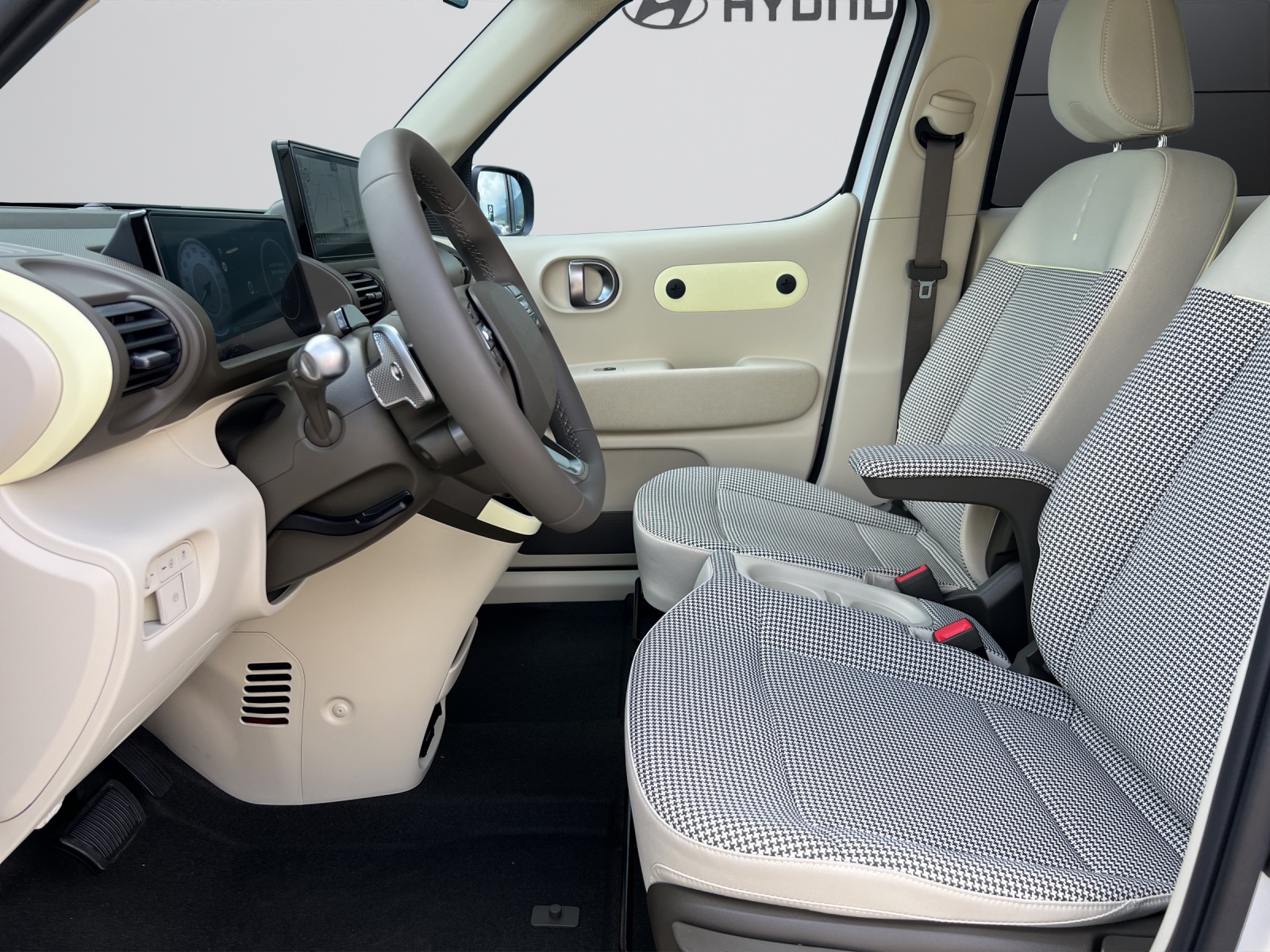 HYUNDAI Inster 49kWh Amplia-image-6