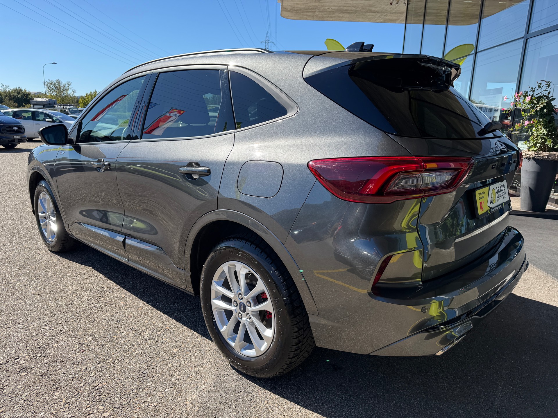 FORD Kuga 2.5 FHEV ST-Line X 4WD-showroom-element-2