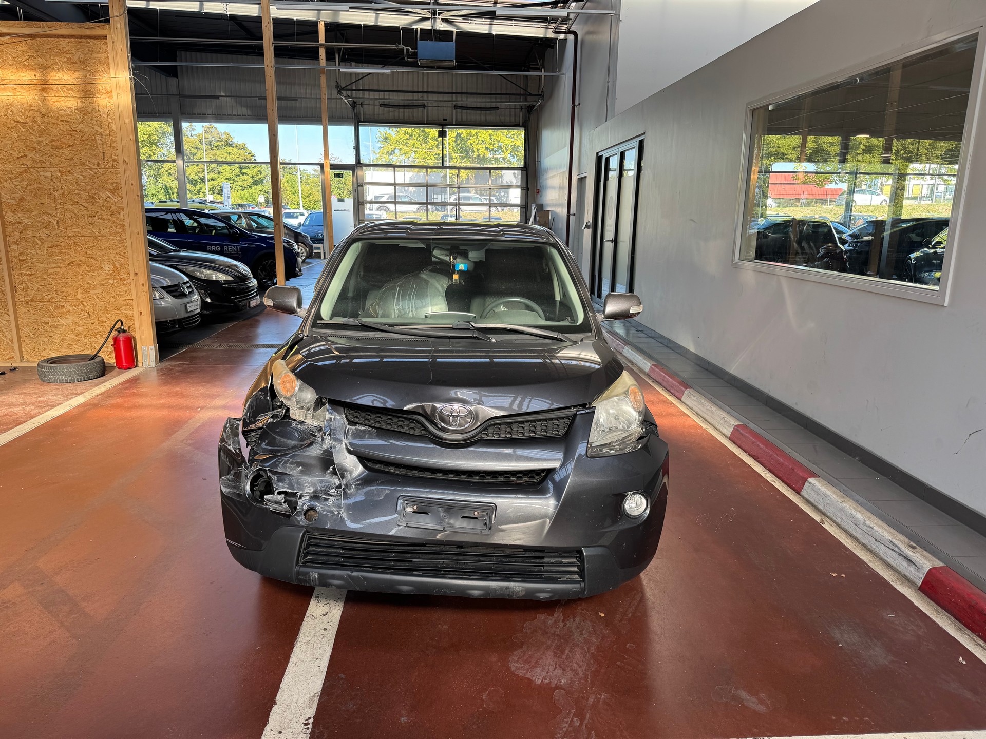 TOYOTA UrbanCruiser 1.33 Dual VVT-i Linea Sol-showroom-element-2