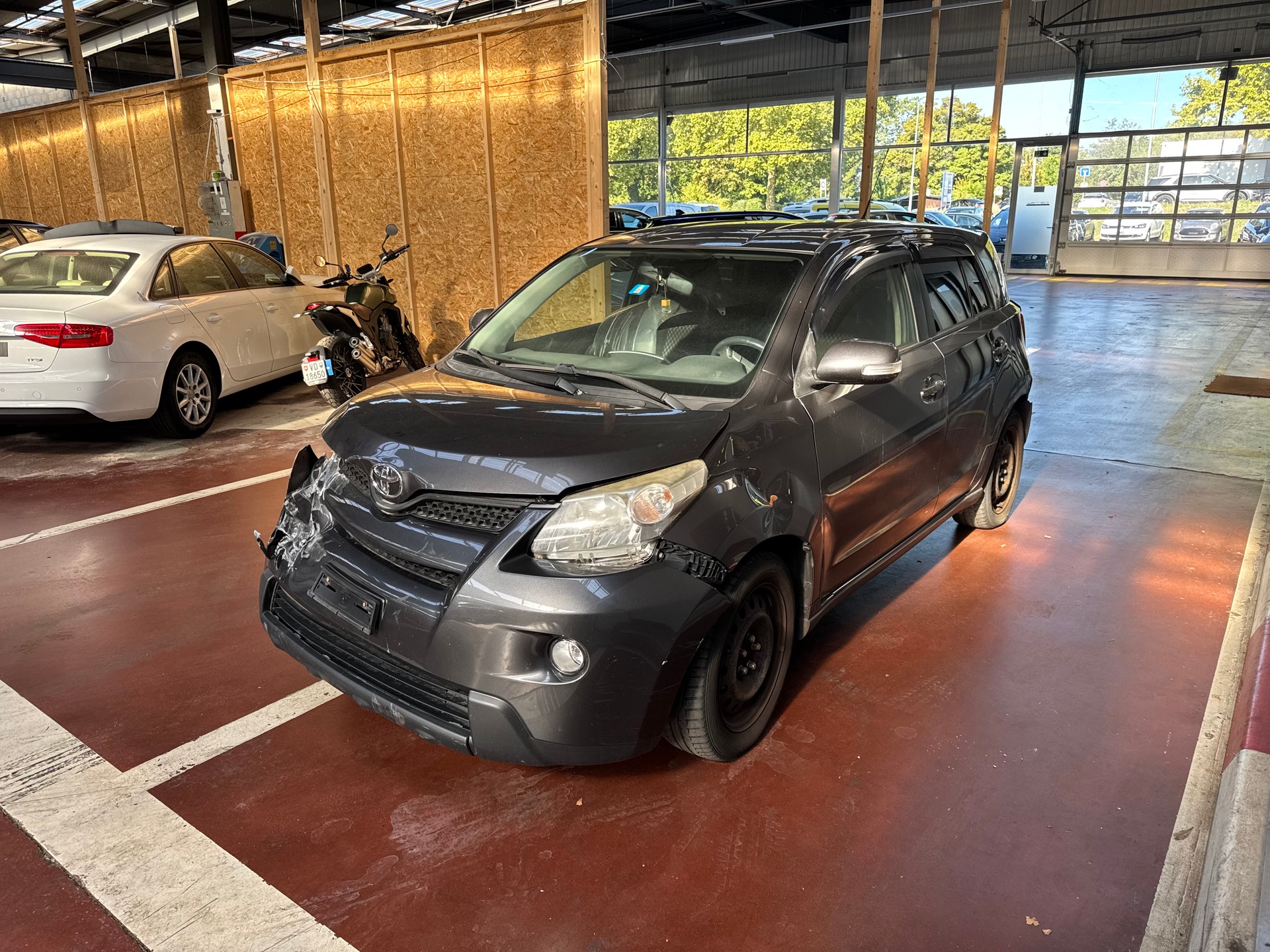 TOYOTA UrbanCruiser 1.33 Dual VVT-i Linea Sol