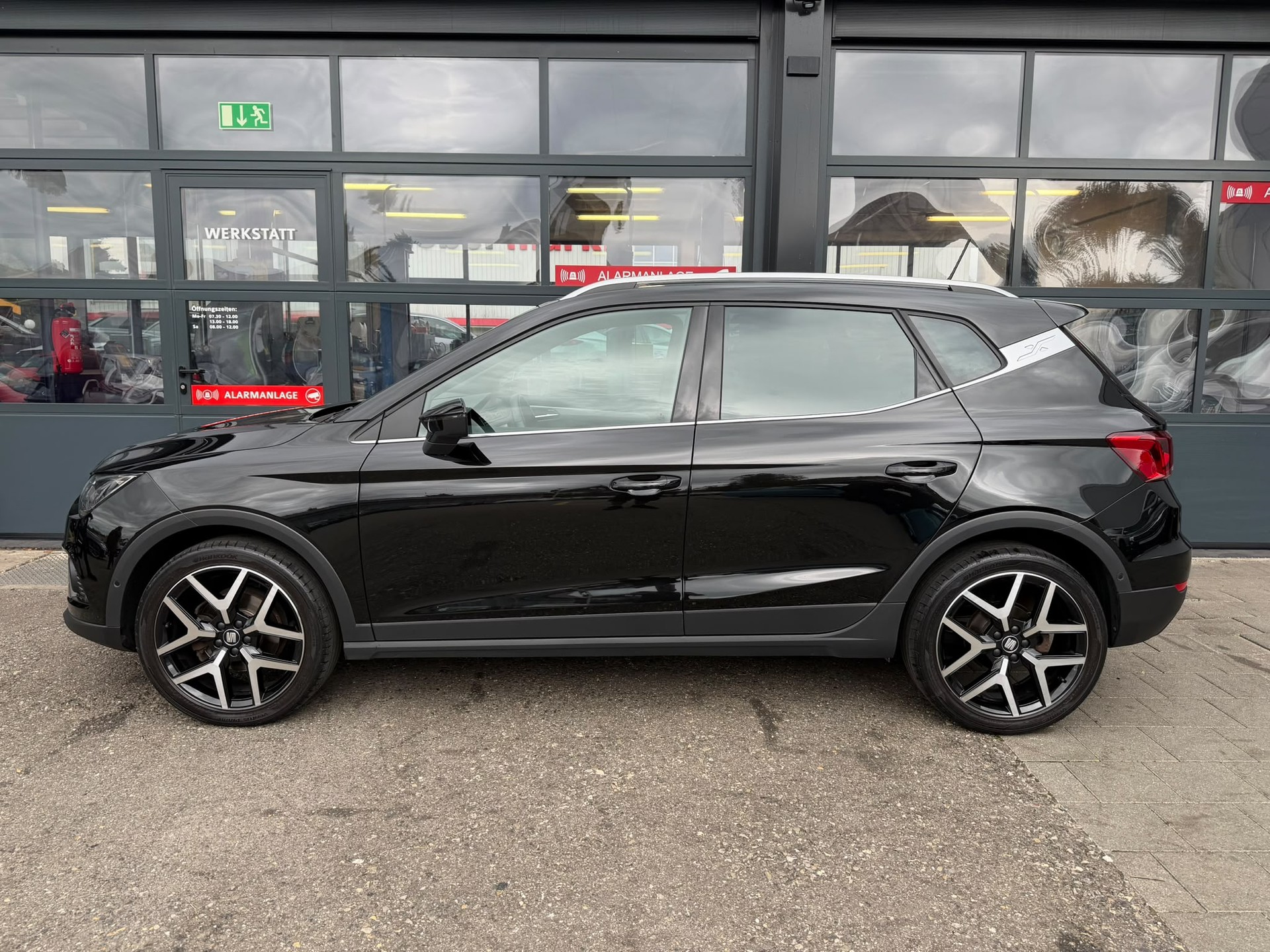 SEAT Arona 1.0 TSI Eco FR DSG-showroom-element-2
