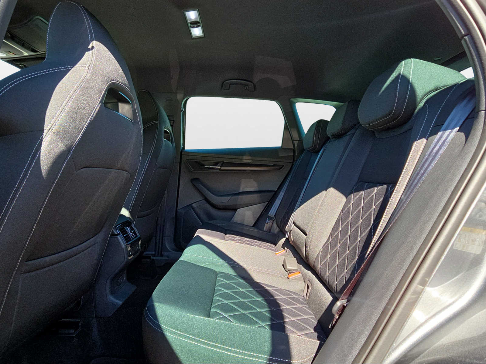 SKODA Karoq 2.0 TSI SportLine 4x4 DSG-image-10