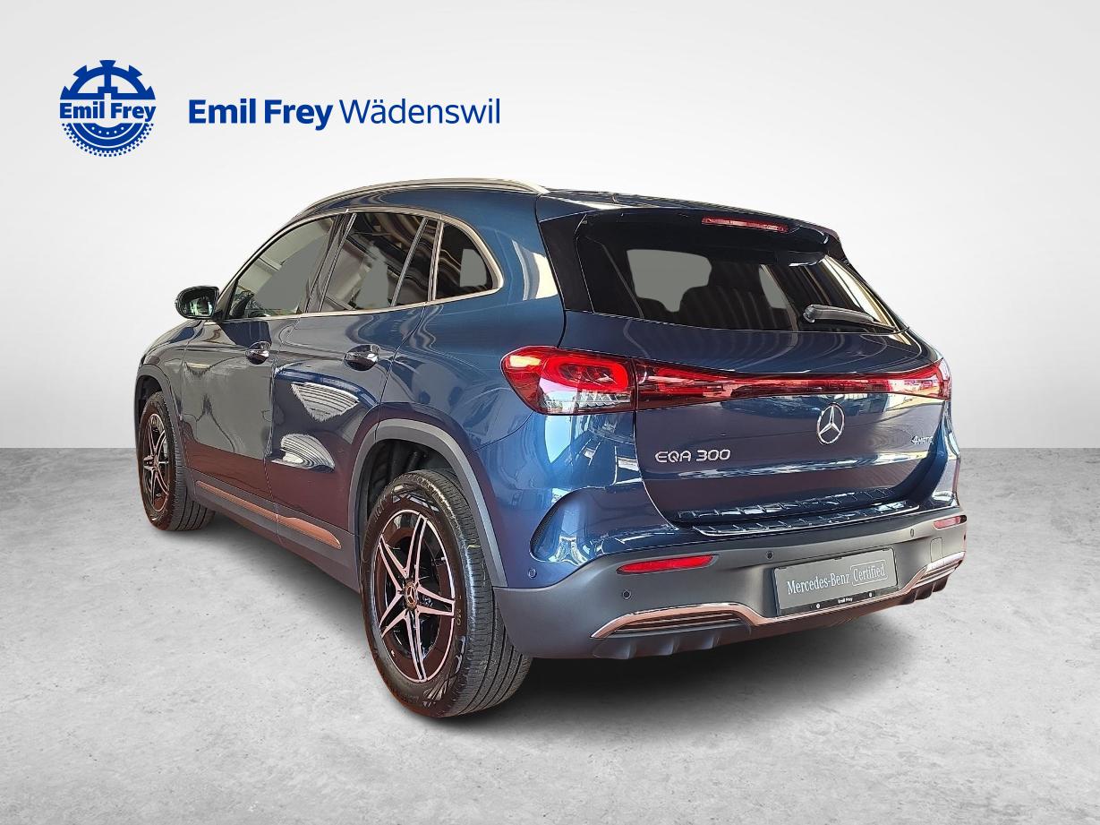 MERCEDES-BENZ EQA 300 4MATIC AMG Line-showroom-element-2