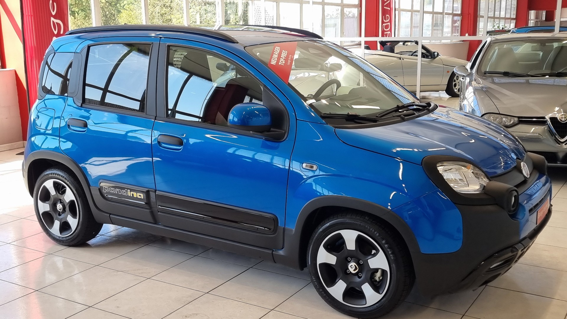 FIAT Panda 1.0 Hybrid Cross-image-6