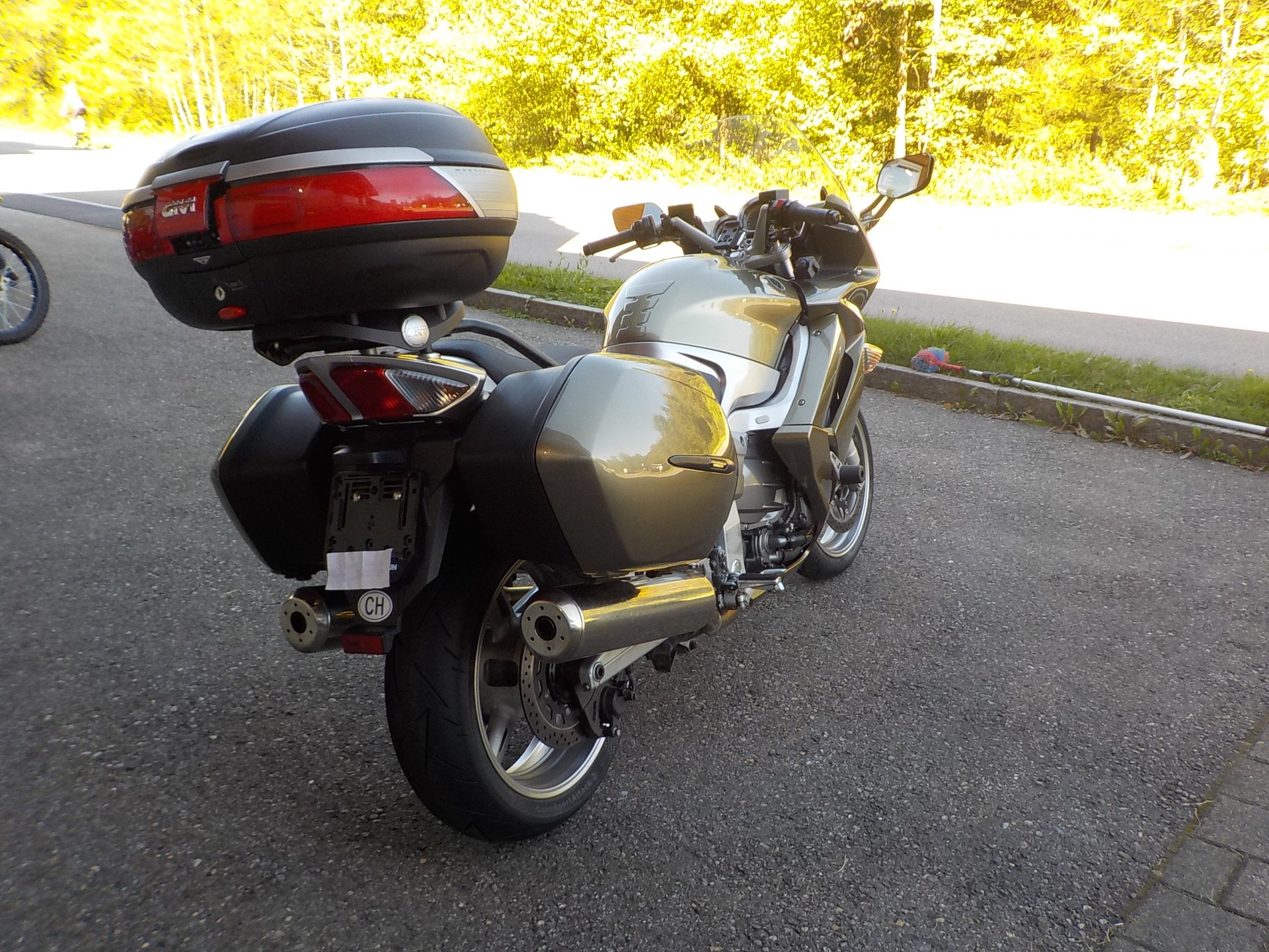 YAMAHA FJR 1300 ABS-image-5