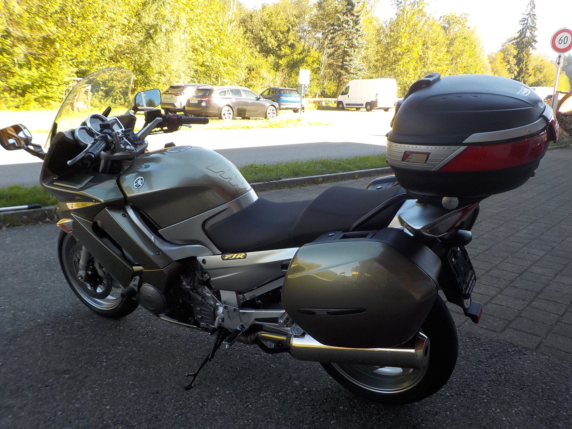 YAMAHA FJR 1300 ABS-image-4