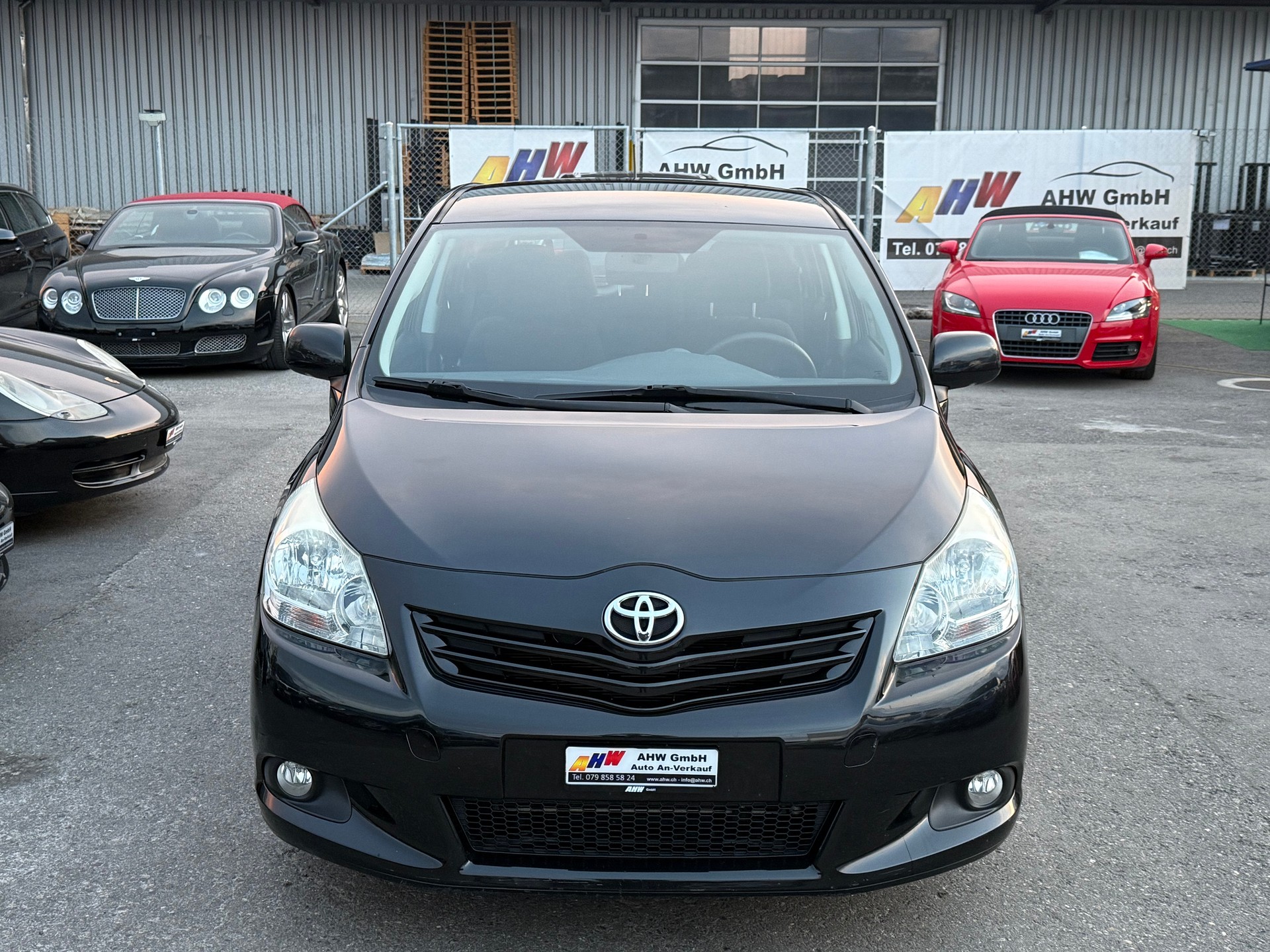 TOYOTA Verso 1.8 Linea Luna Multidrive / Frisch ab MFK / Servicegepflegt bei TOYOTA / 7 Plätzer / 8-fach bereift / Tempomat / Klima-image-1