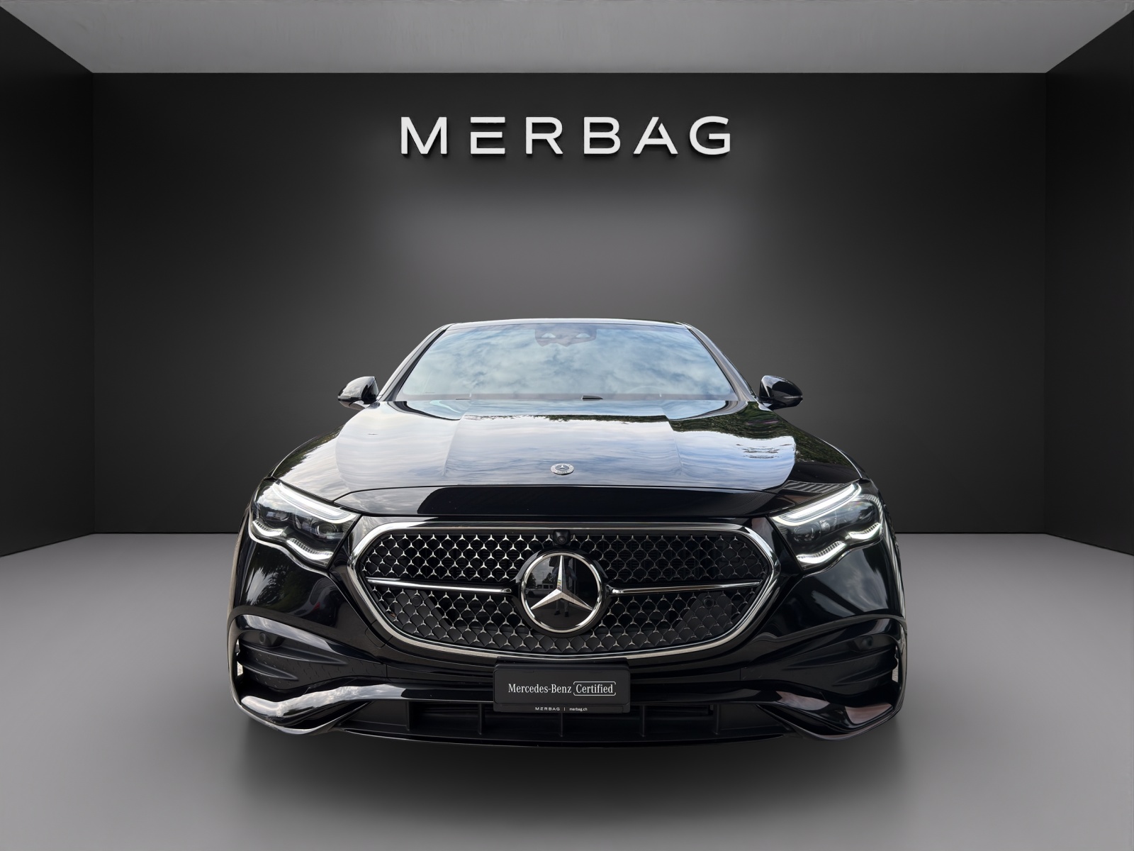 MERCEDES-BENZ E 220 d 4Matic 9G-Tronic-image-7