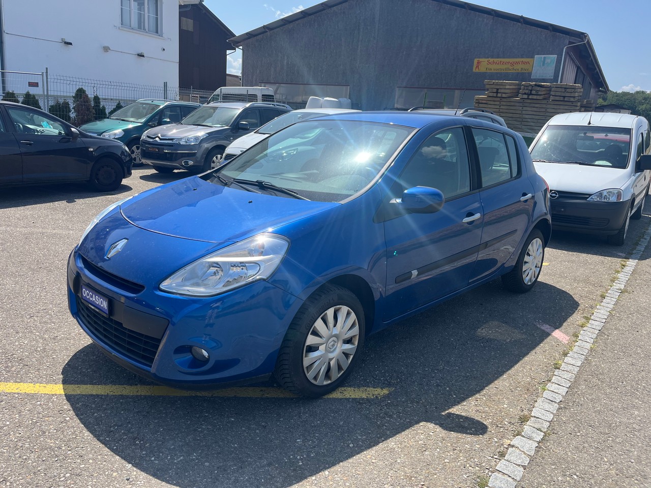 RENAULT Clio 1.2 16V Expression-image-1