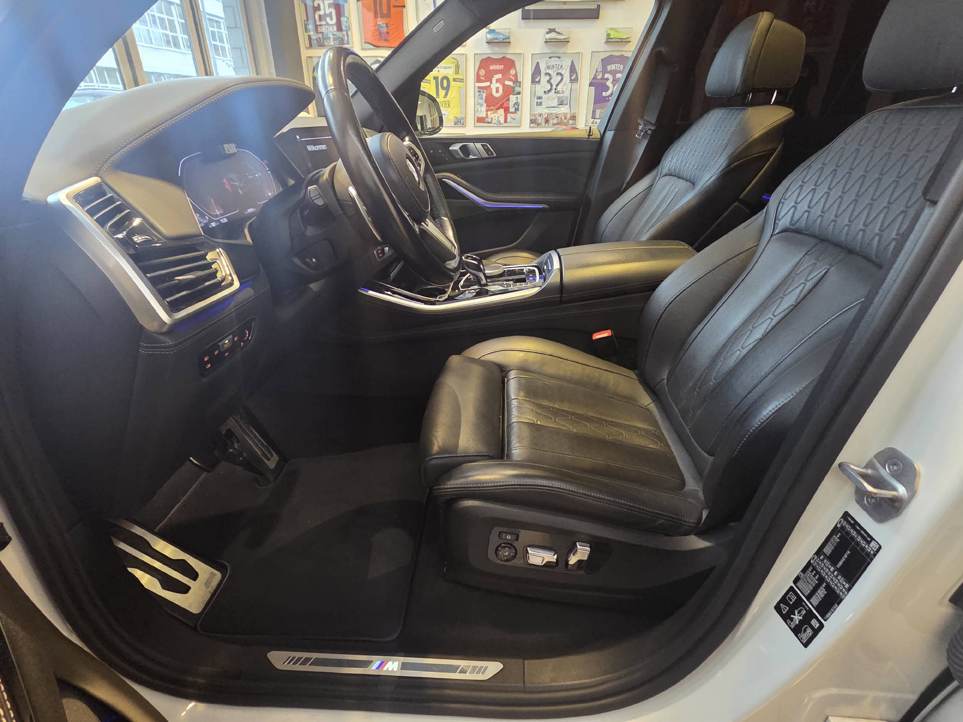 BMW X5 40d xDrive SAG-image-8