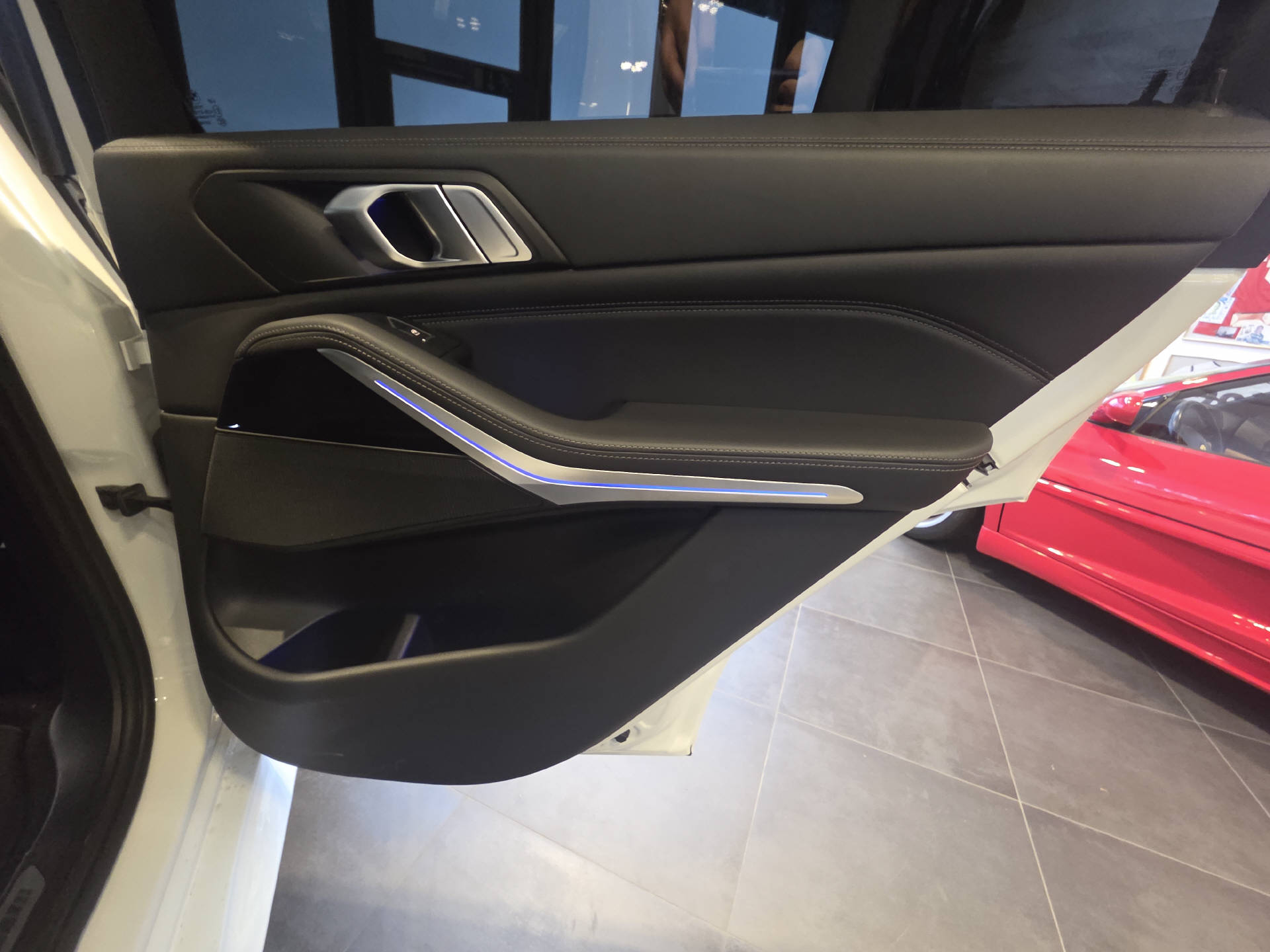 BMW X5 40d xDrive SAG-image-13