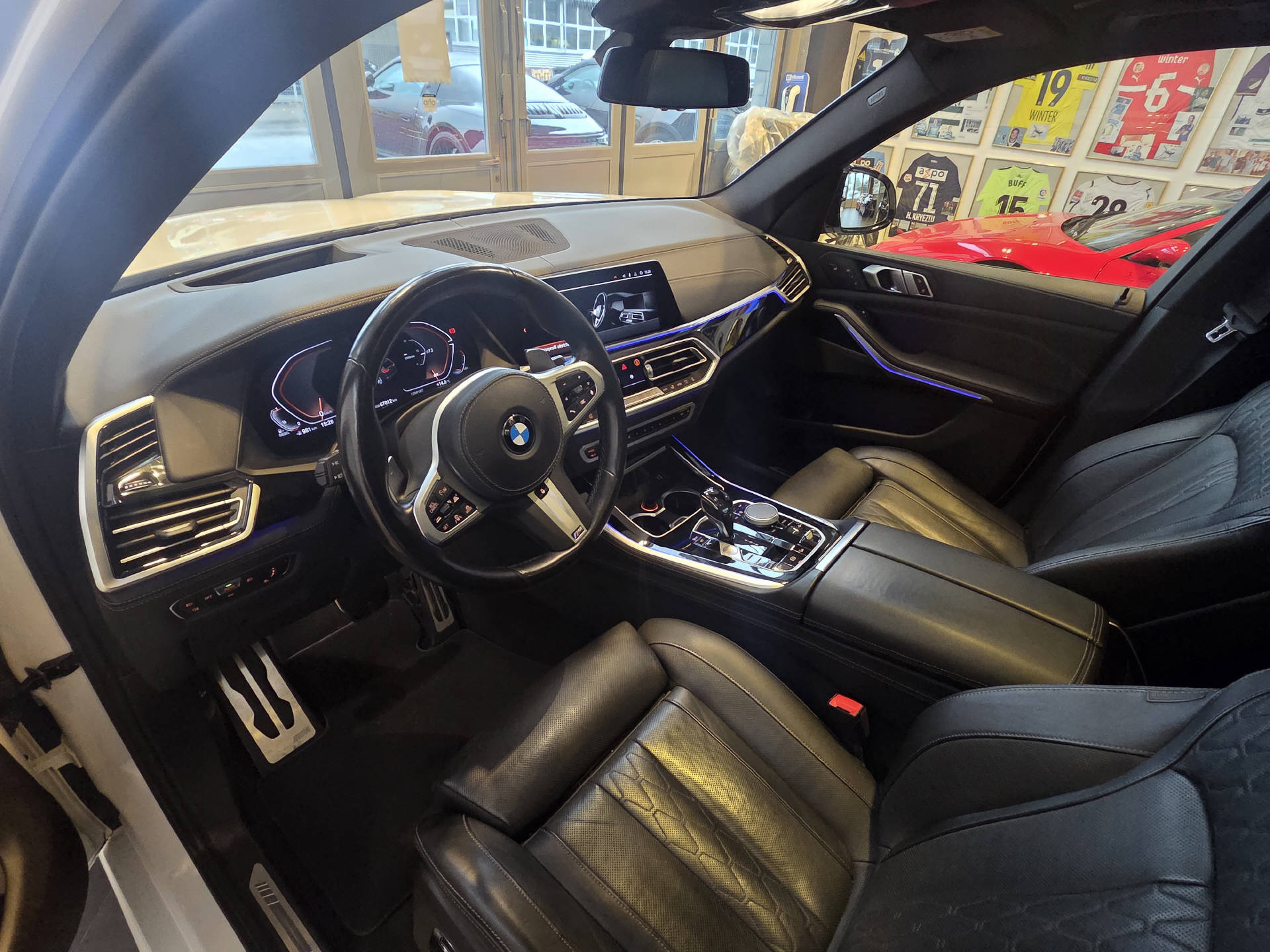 BMW X5 40d xDrive SAG-image-9