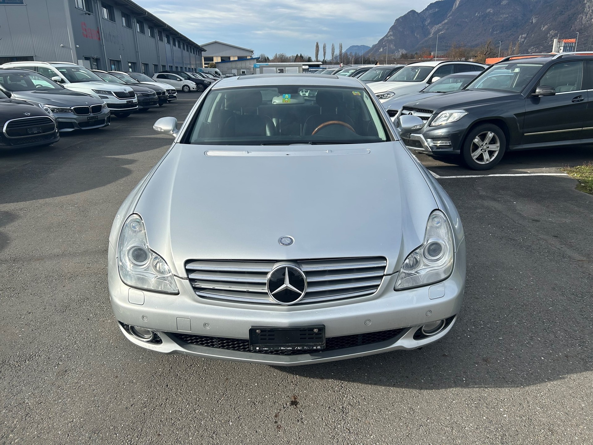 MERCEDES-BENZ CLS 500 7G-Tronic-showroom-element-1