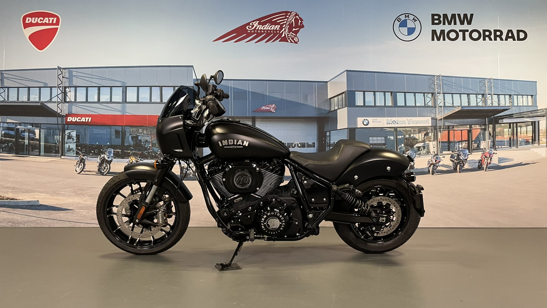 INDIAN Sport Chief-image-3
