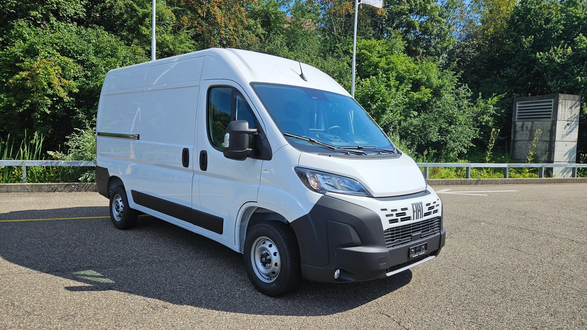 FIAT MY24 NEW DUCATO 35 KW / L2H2 / 2.2 MJ3 / 140PS / E6D / EAT8 Automat