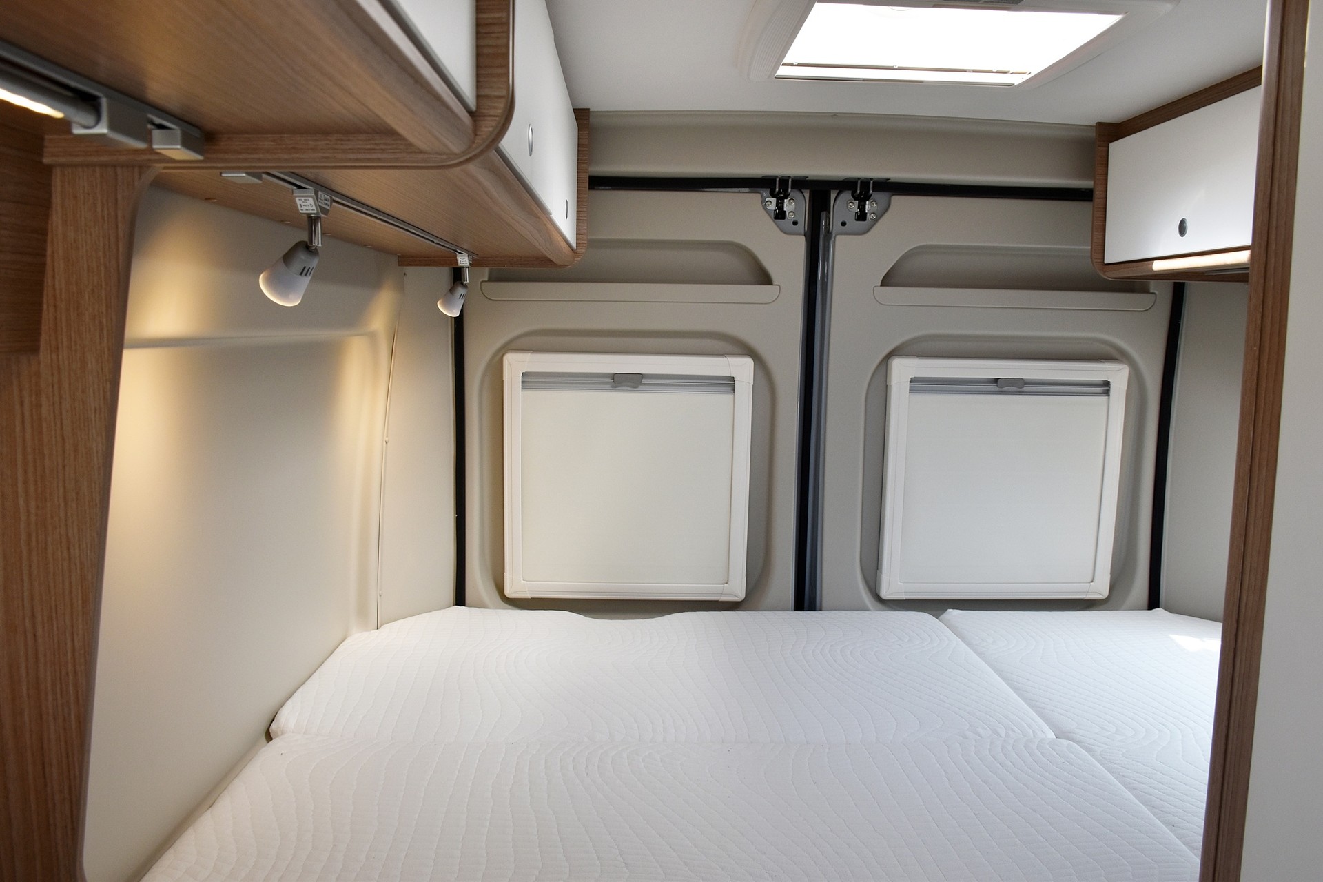CARADO CV 600 EDITION 15 2,2 DIESEL FIAT DUCATO PROFESSIONAL MJ 140-image-8