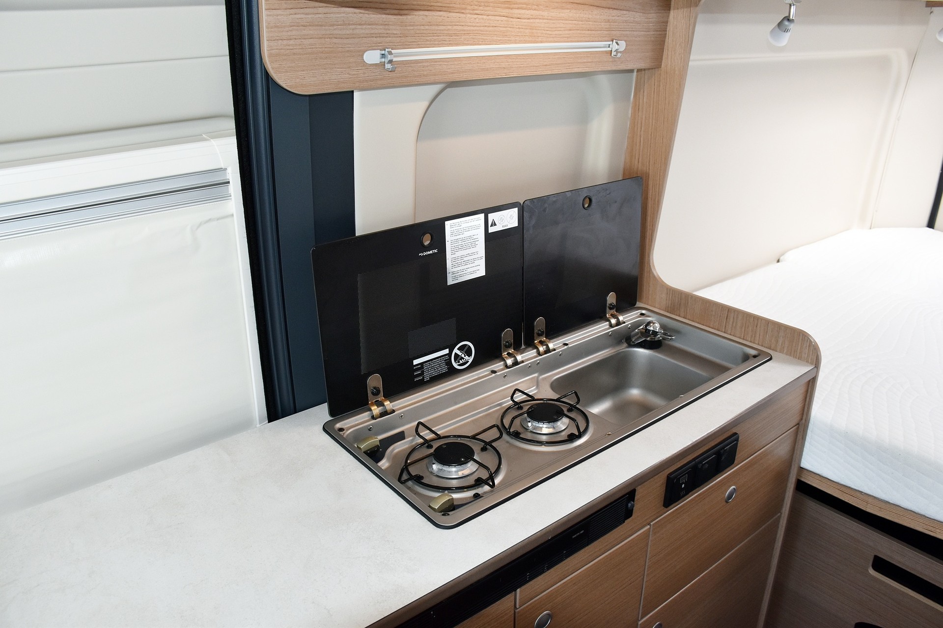 CARADO CV 600 EDITION 15 2,2 DIESEL FIAT DUCATO PROFESSIONAL MJ 140-image-10