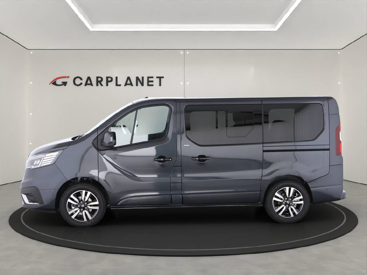 RENAULT Trafic Spaceclass 2.0 dCi Blue 170 EAG9-showroom-element-1