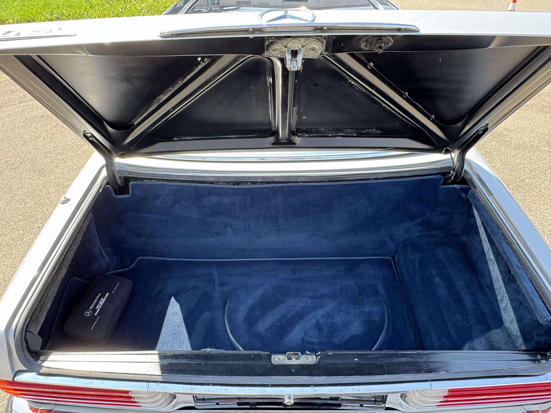 MERCEDES-BENZ SL R107-image-6