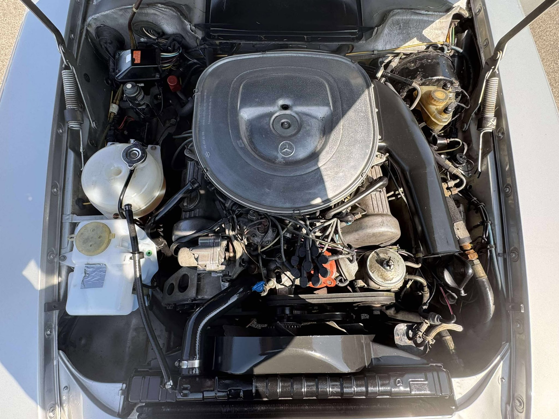 MERCEDES-BENZ SL R107-image-13