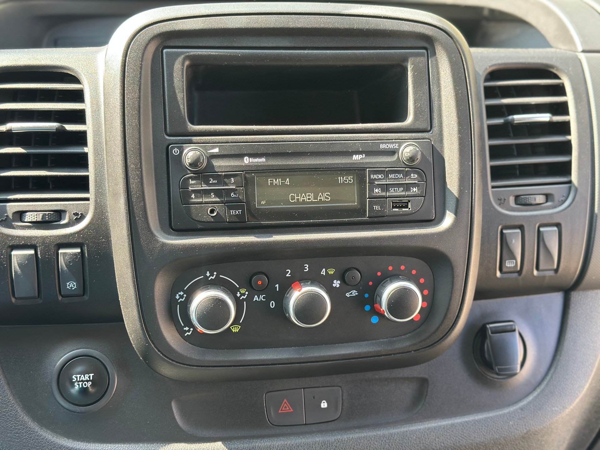 NISSAN NV300 dCi 120 2.9 L2H1 Pro-image-23