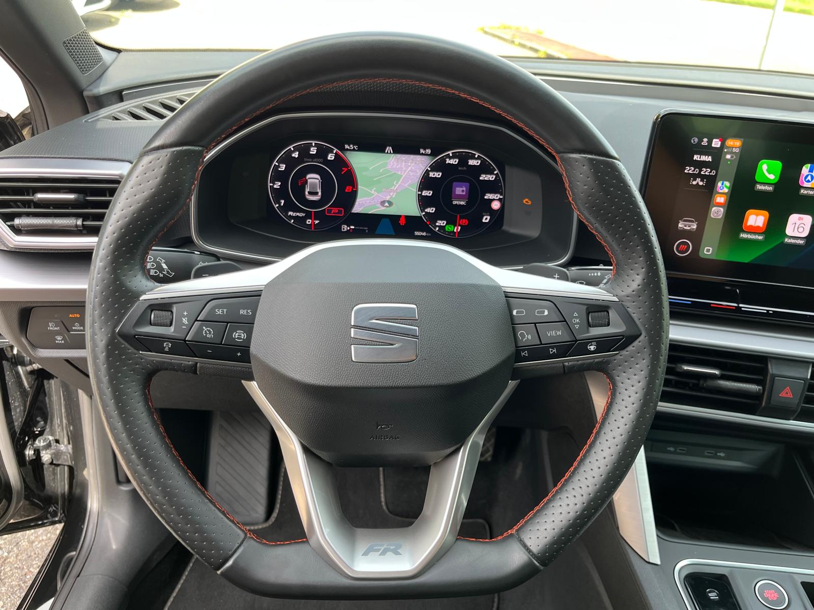SEAT Leon 1.5 eTSI mHEV DSG FR-image-11