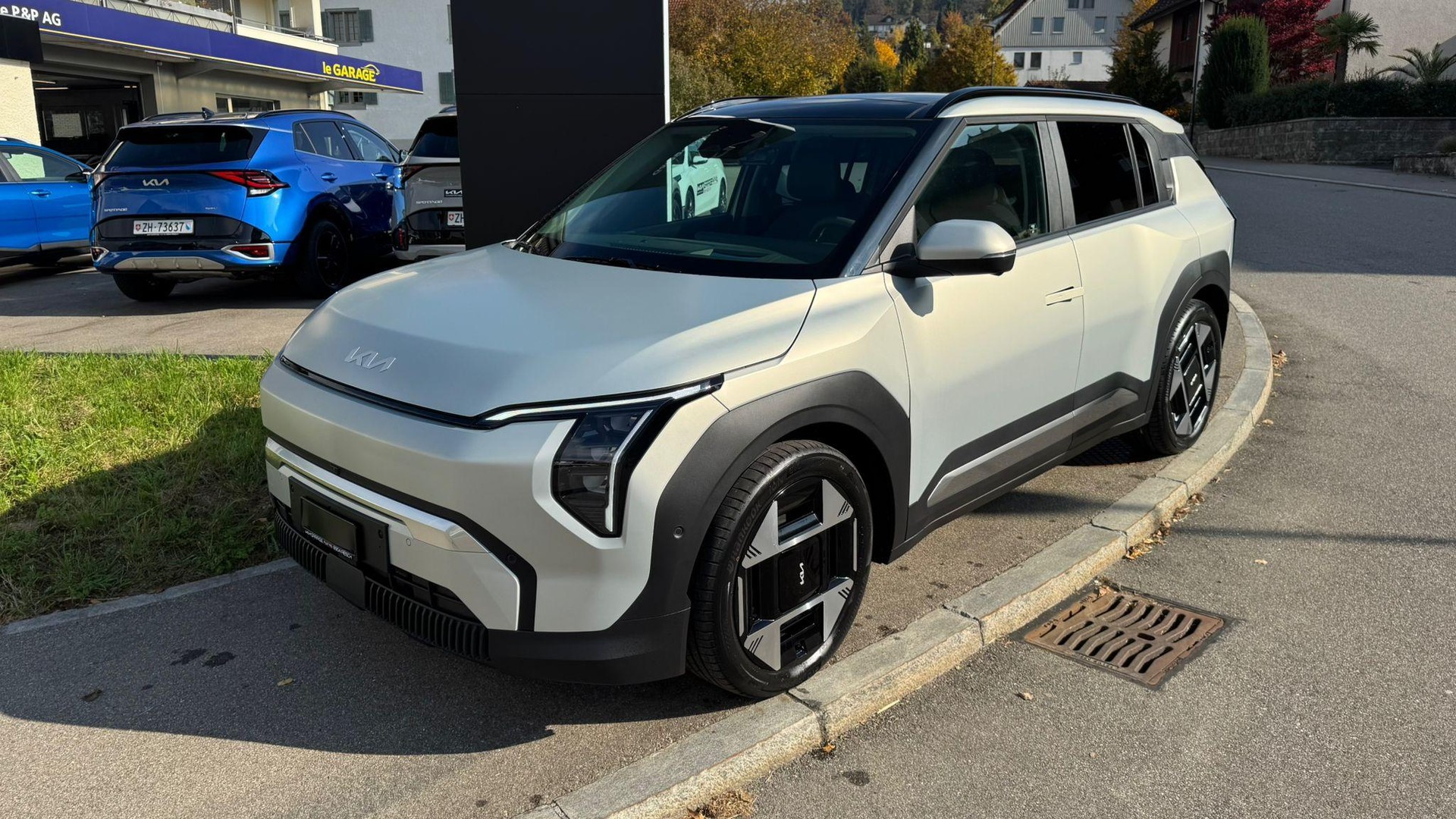 KIA EV3 81 kWh Earth+-showroom-element-1