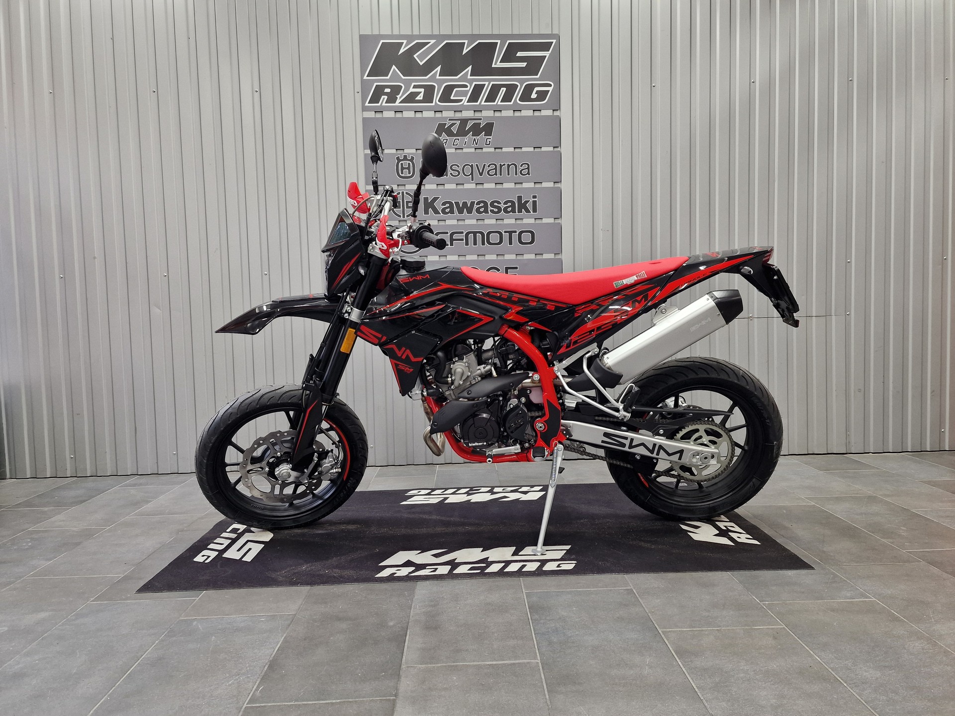 SWM SM 125 R-showroom-element-3