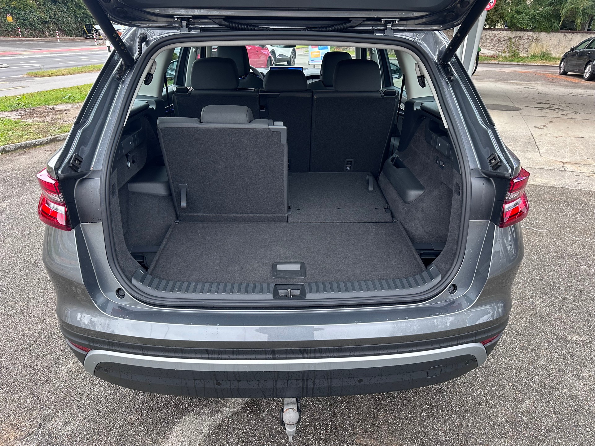 SKODA Kodiaq 1.5 TSI mHEV Selection-image-9