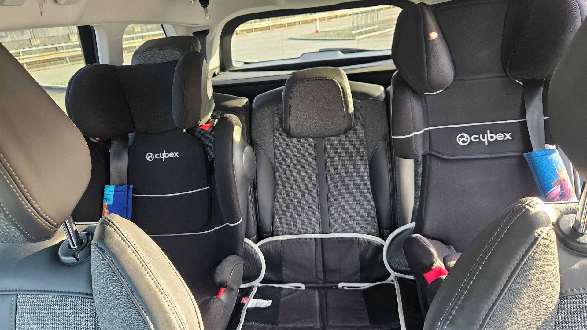 PEUGEOT 5008 1.2 Pure Tech Active-image-3