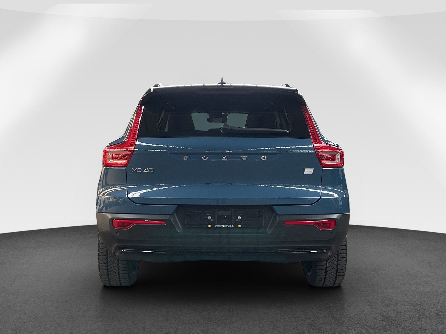 VOLVO XC40 E80 Twin Plus AWD-image-4