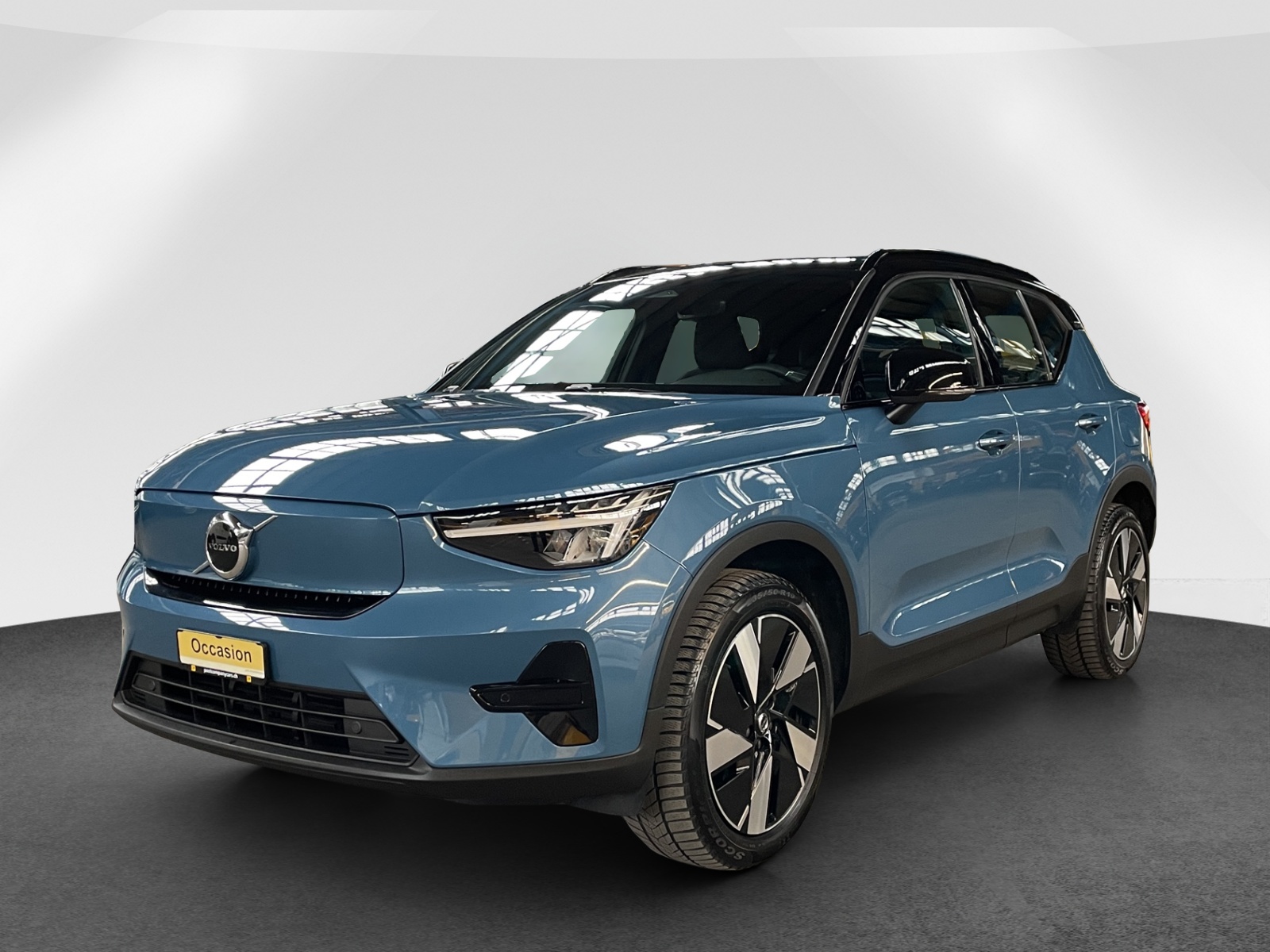 VOLVO XC40 E80 Twin Plus AWD-showroom-element-2