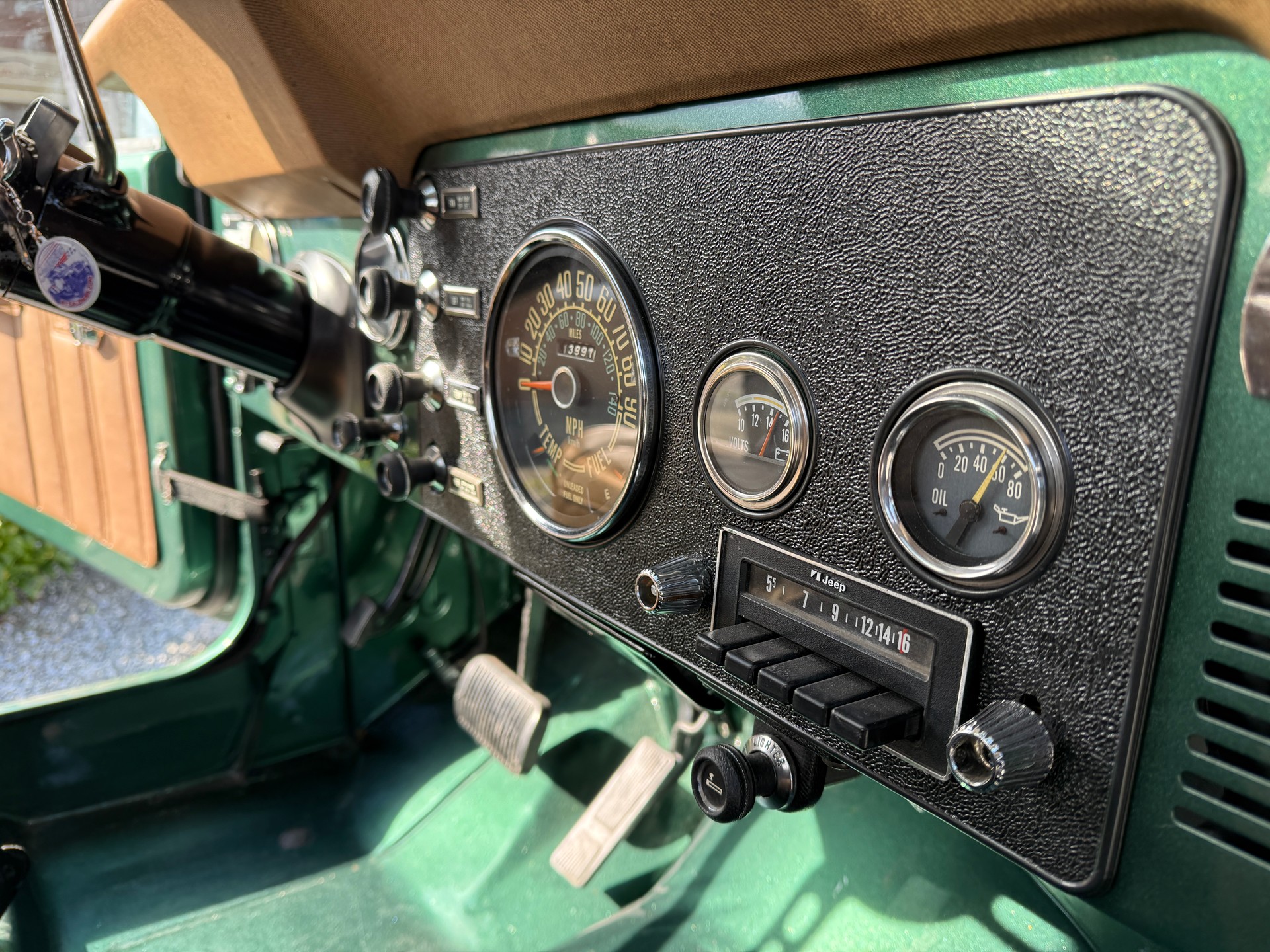 JEEP CJ 7 V8 golden eagle Levis Edition Veteran-image-11