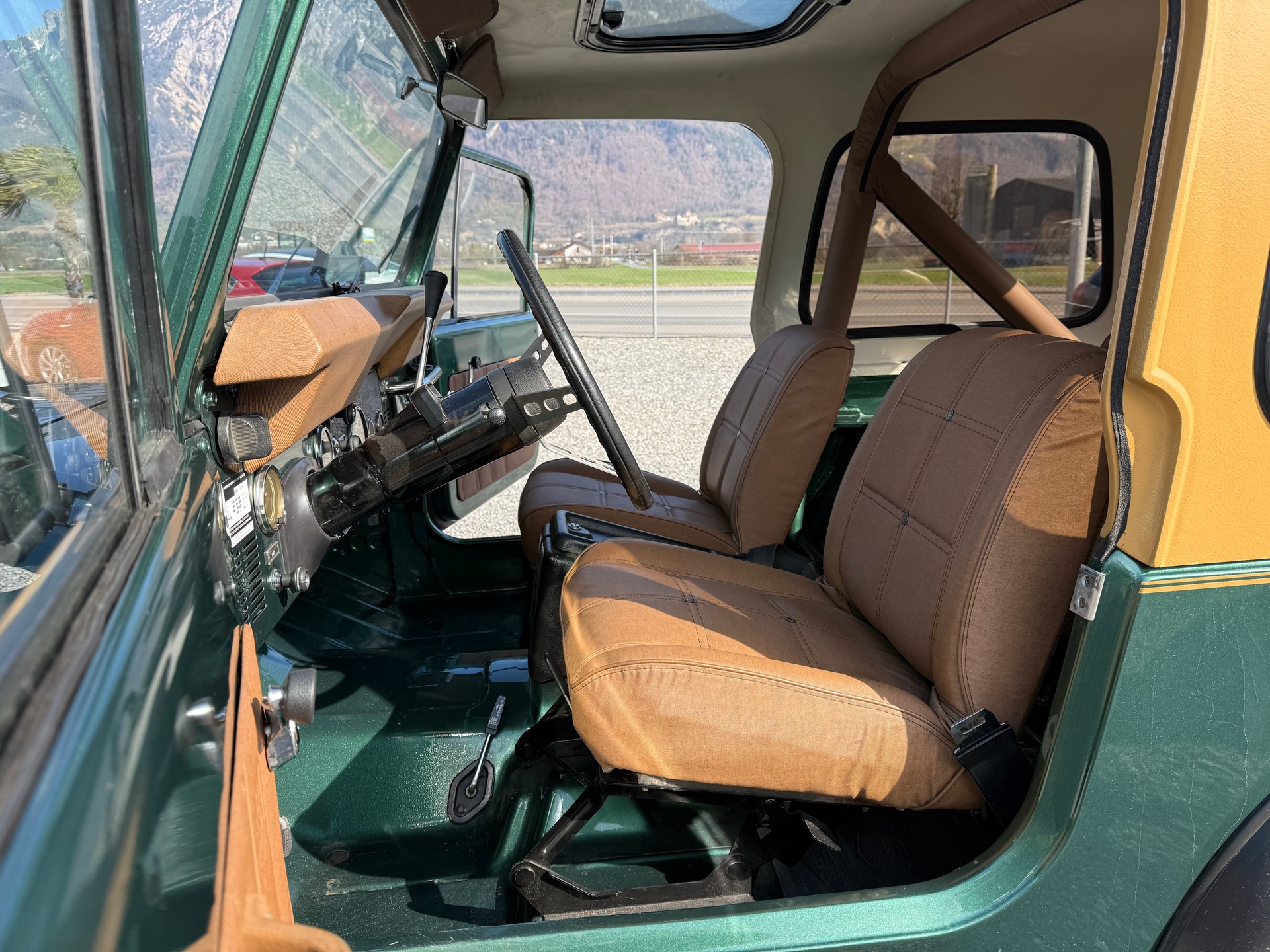 JEEP CJ 7 V8 golden eagle Levis Edition Veteran-image-9
