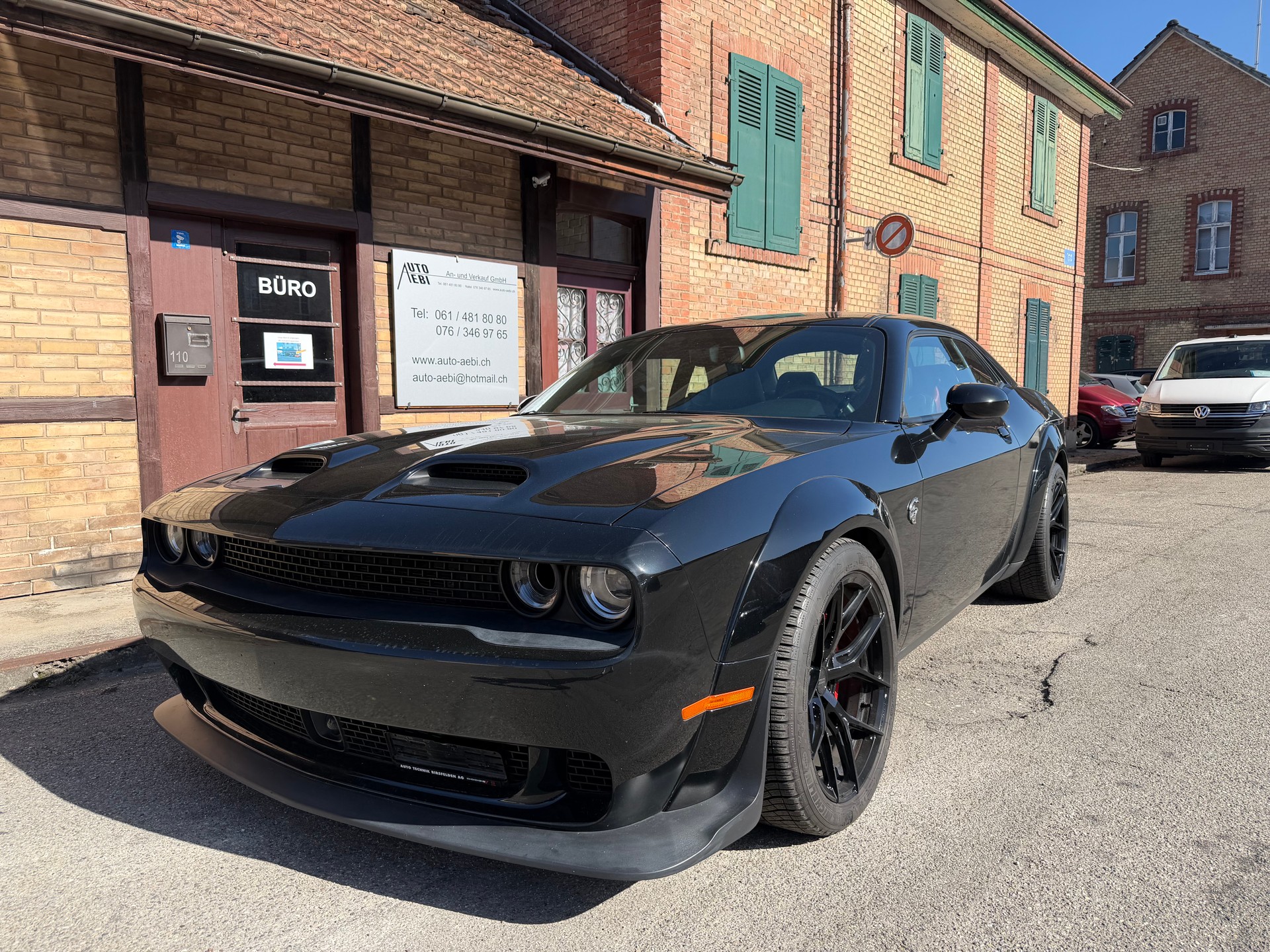 DODGE Challenger Hellcat Widebody Jailbreak 6.2 V8 Kompressor-image-1