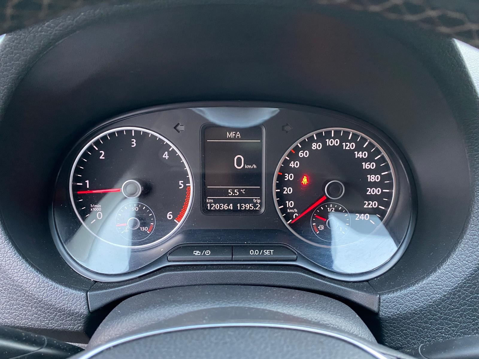 VW Amarok 2.0 BiTDI Highline 4Motion permanent A-image-10